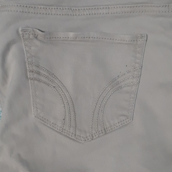 Hollister skinny jeans - Picture 2 of 3